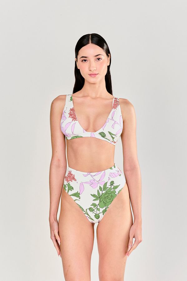 EMIRIO_AW23_ECOMMERCE_REED_003