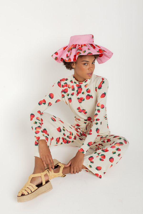 blusa-gola-role-fragola