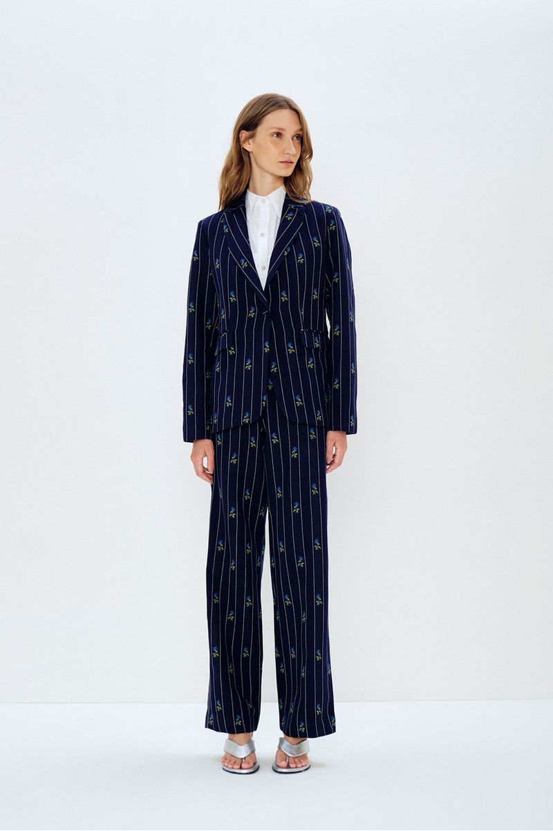 Blazer-classico-jacquard-julieta-azul