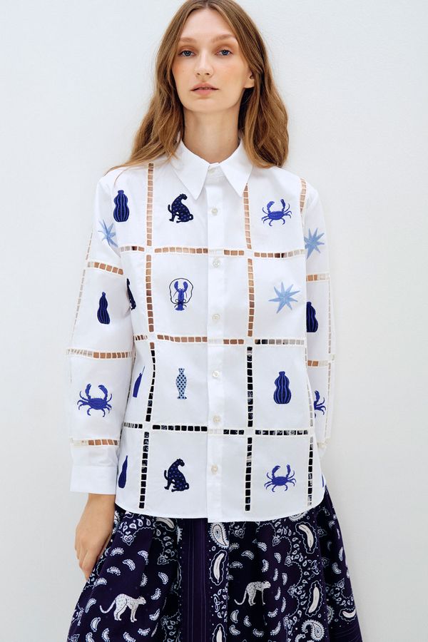 Camisa-oversized-bordada-azulejo Camisa-oversized-bordada-azulejo