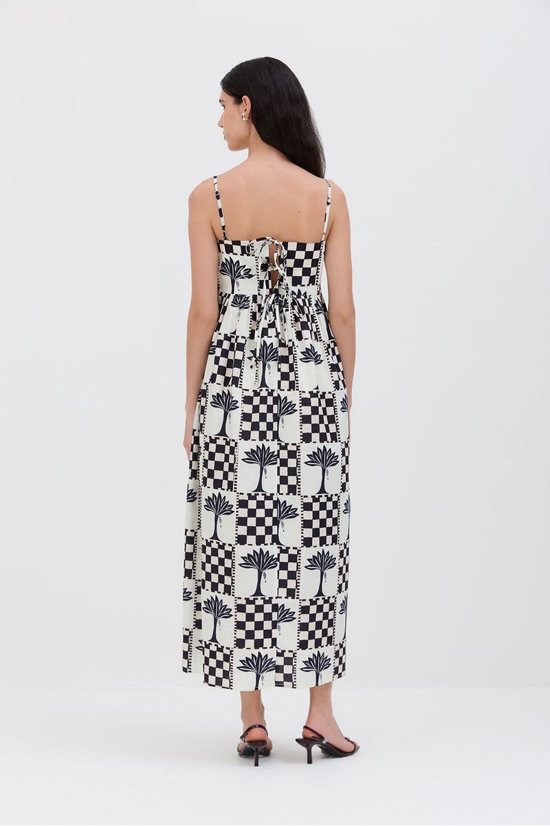 Vestido-cora-bananeira-quadriculada