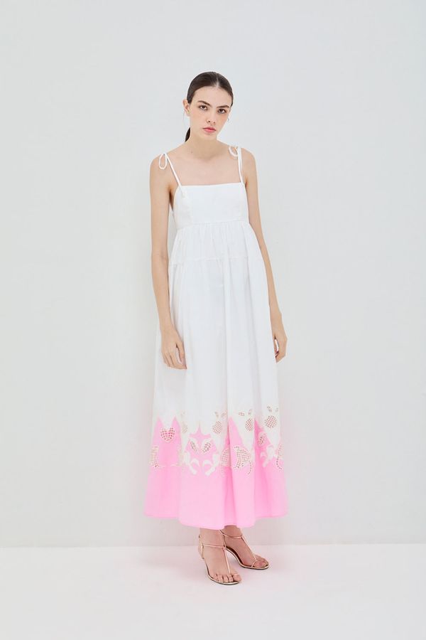 Vestido-alice-macaco-bordado