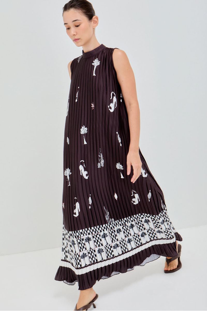 Vestido-caetana-bananeira-barrado-marrom