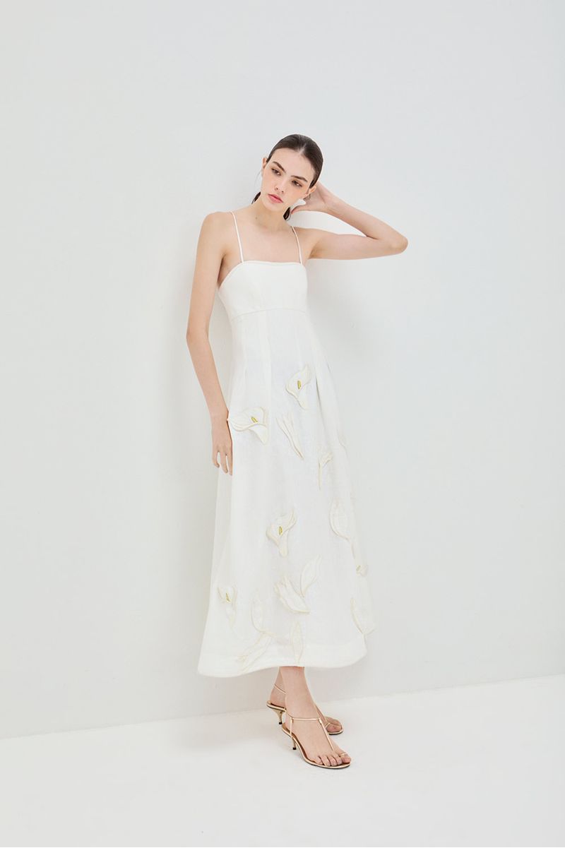 Vestido-sophia-bordado-copo-de-leite