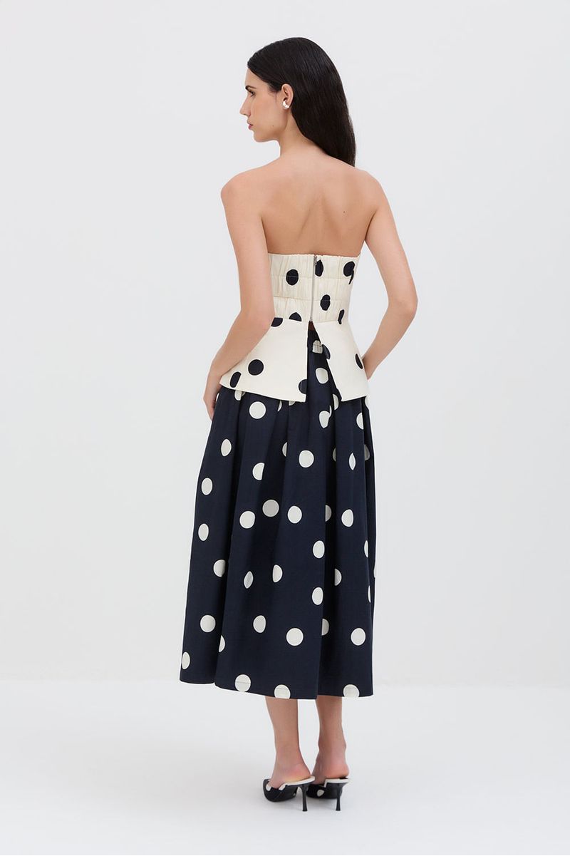 Blusa-escultura-poa-off