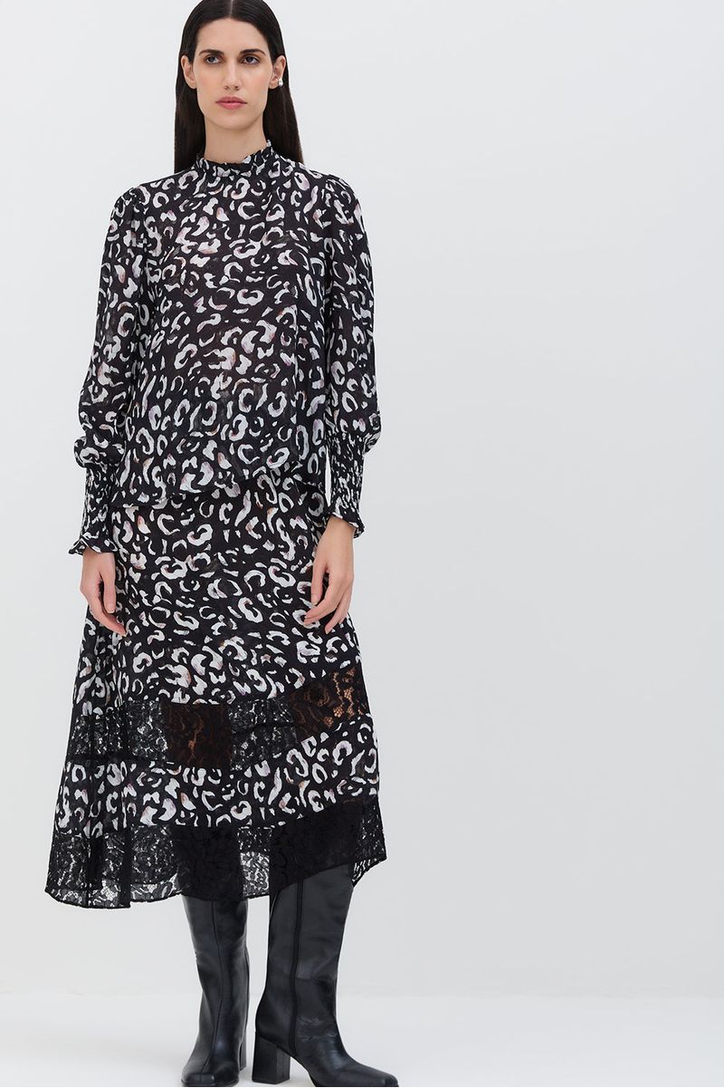 Blusa-casa-de-abelha-leopardo