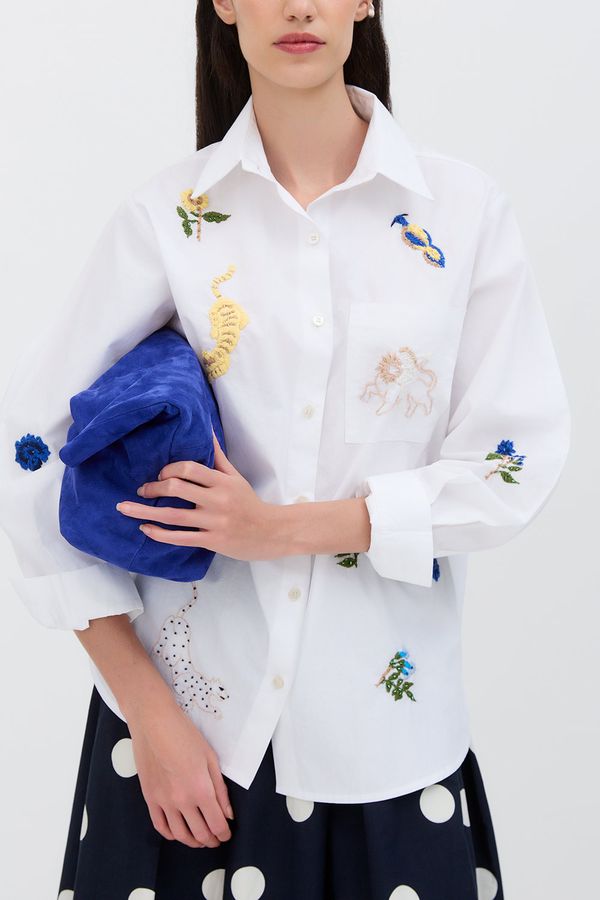 Camisa-oversized-bordado-felino