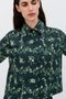 Camisa-alva-arvore-box-verde