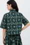 Camisa-alva-arvore-box-verde